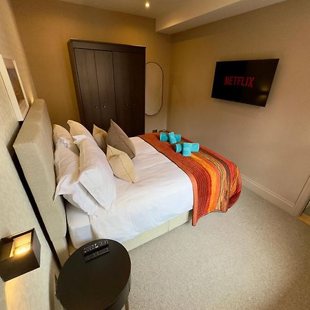 Romeo'S Arch High End Luxury In Centre Of Stratford With Parking 아파트 외부 사진