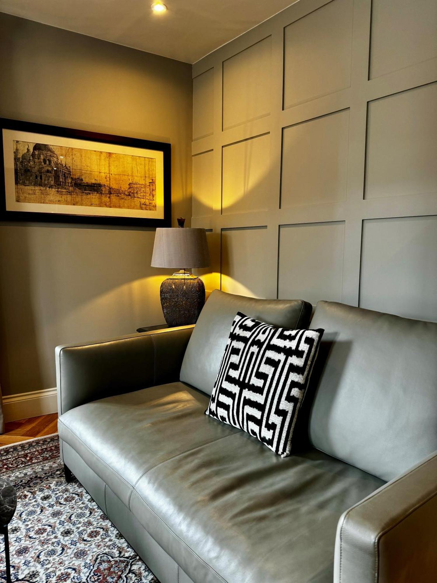 Romeo'S Arch High End Luxury In Centre Of Stratford With Parking 아파트 외부 사진